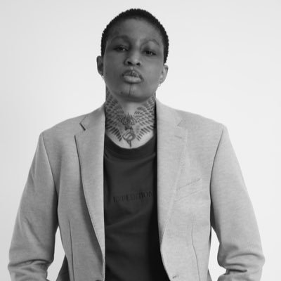 suetimon's profile picture. 𓃵 Deep House Dj & vinyl collector
📻 Host at 365 Sounds: Coffee Deep Sundays 11am-1pm 🇬🇧
👨🏽‍🌾 Happiness through husbandry
👇 Mixes & more