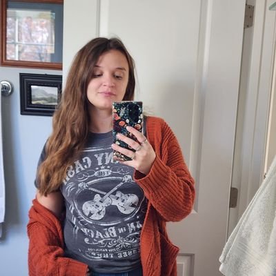 TheFoxMatriarch's profile picture. Mama. Wife. Beloved. North Carolina Native. Part-time Horse Girl. Full-time Praying Machine. Word Nerd. Van Gogh Hoe. Border Collie Collector. Vibe Curator 🕇