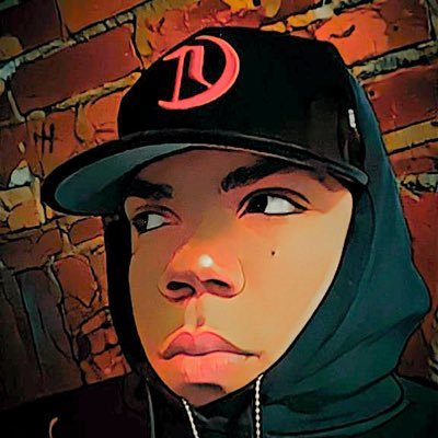 TrueWarner's profile picture. I am both smarter and dumber than you think • @uofcincyalumni