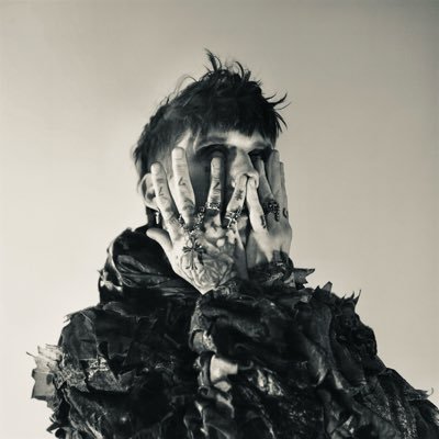 barnacleboi777's profile picture. mgmt: ashten@thebehyve.com ////////////////////////////////////US booking: blachman@corsonagency.com