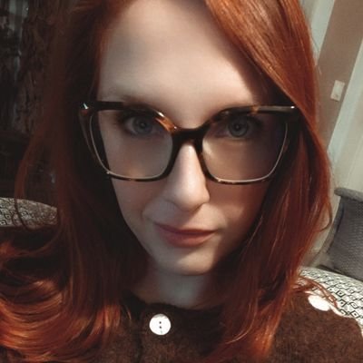 Octavie_Cali's profile picture. Éducatrice Spécialisée 💪🏻Bio Girl 💚 Amoureuse de la musique 🎶 Mariée et Maman ✨ une Putain de Gauchiste !!!