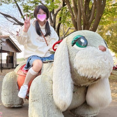 princess_snow_y's profile picture. 女児服の可愛いさに魅せられ、自ら女児服コーデをしてお出かけ自撮りを楽しんでます👧🏻 ソロ活動がメインですがタイミングが合えばコラボも大丈夫ですよ！どうぞ気軽にお誘いくださいね🤗いいねで無言フォローしちゃう事もあるので、その時はフォロバしてくれると喜びます🤭相互で仲良くしてくれる方よろしくお願いします🙇‍♀️