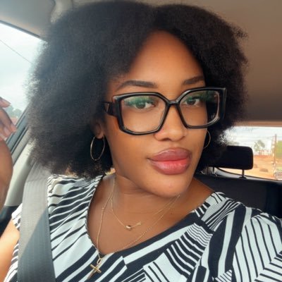 HandyOrnella's profile picture. 👩🏼‍🎓licence en administration et gestion d’entreprise /M1 en Grh/Prof d’économie /RIP Arafat💔/Hala Madrid❤️