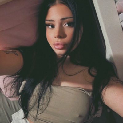 gozaruhoe's profile picture. ig: a1ntlove | 🪽 the baddest kittiest prettiest princess