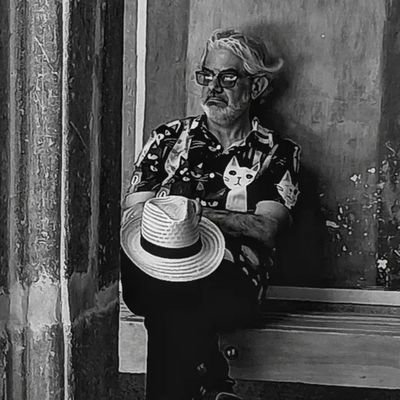 ignacio_martins's profile picture. Charro de dos orillas, con cuenta en el cielo azul:
@nachomartins.bsky.social
En @nachomartins (Instagram) solo subo fotos si tengo buen título/texto.