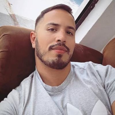 jasonbreea's profile picture. hahahhaha OF I'm not interested and don't offer it to me.