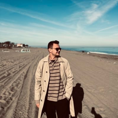 esatinblogu's profile picture. 