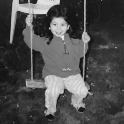 _rumicim's profile picture. sen bilir misin ki mezarlığın mehtabı nasıl