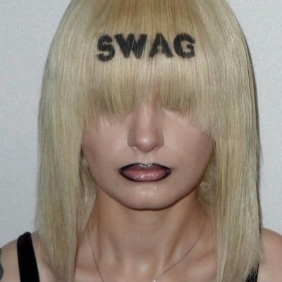 rohzie_badass's profile picture. Bigger Thän Lyfë 🌍 ⭐️ N2P OUT NOW ❗️