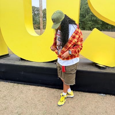 suavecole's profile picture. SC: suavecolee | IG: suavecole