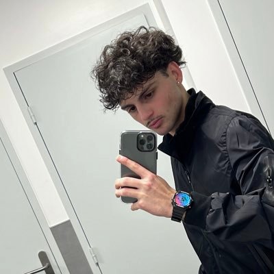 THEDH10K's profile picture. Roblox Developer - Lua/LuaU/Js/C++ expert - Roblox : DH10K