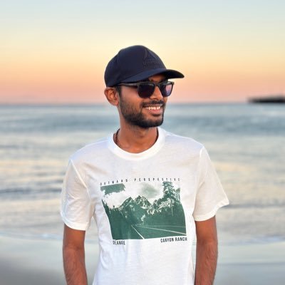 anurag_bhanderi's profile picture. ॥ स्थितप्रज्ञ ॥ • Engineer • Writer • Spirituality • Writing what I learn, feel & live #gujju