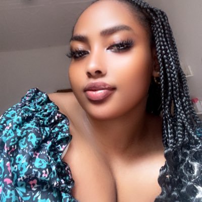 renny_decors's profile picture. || Tattoo lover||| 👸 #softgirl