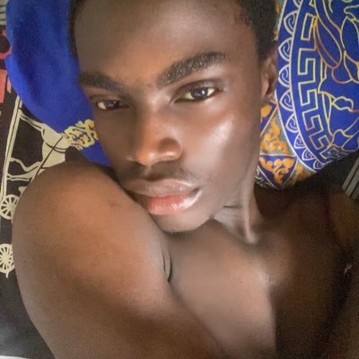 dewschrisney_'s profile picture. Writer | Author | Mixologist | Feminist