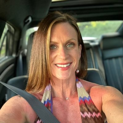 liftforsnacks's profile picture. i love college football • bodybuilder • peloton • RN • twin mom • boomer sooner