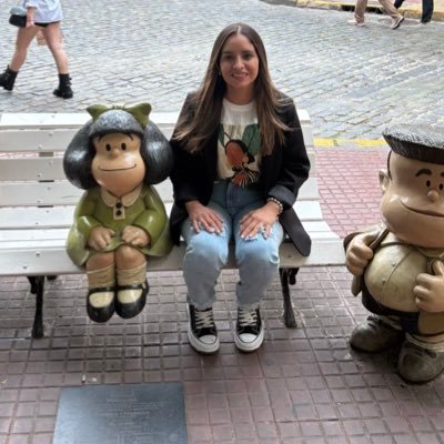 ViviSalinasZa's profile picture. 