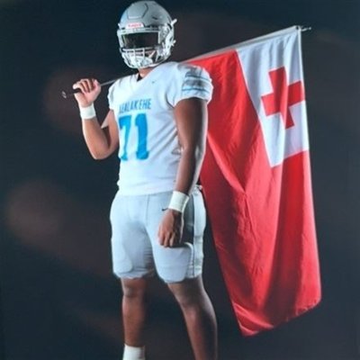 SiosaiaMaasi's profile picture. Kealakehe High School | Right Tackle | 6''5 280| 3.5 GPA | Cell Phone: 8084302014