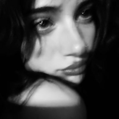 itBella_'s profile picture. After all we are here only once .