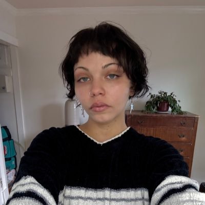 deepinthot_'s profile picture. 