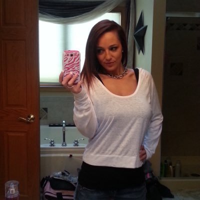 mslucy_456's profile picture. PROUD MAGA💙 No Crypto or Bitcoin  DMs