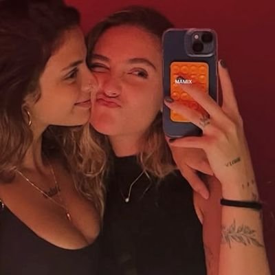 iluvput07's profile picture. 