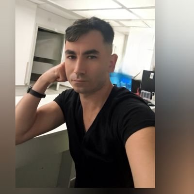 Metin__K's profile picture. Mutlu olmanın sırrı Allah'tan başkasından bir şey beklememektir❗〽️