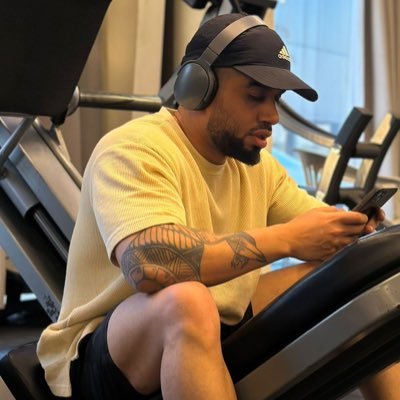 _Fitneso's profile picture. Personal trainer