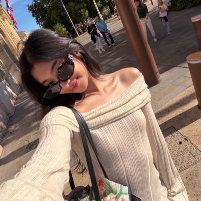 mariaavnzn's profile picture. viciada em miscigenar