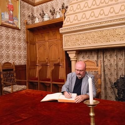 kemalakalin's profile picture. Keyfim yerindeyken boylam meridyenleri ve enlem paralellerinden büyük bir balık ağı yapar ve Atlas Okyanusu’nda balina avına çıkarım. MARK TWAİN