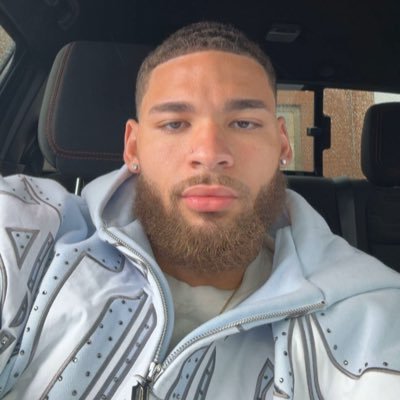 AnthonyRia8's profile picture. 🇩🇪🇬🇧nn