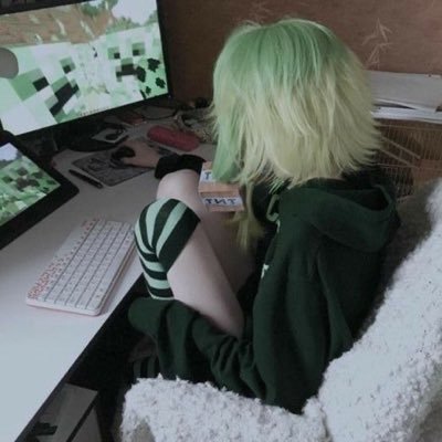 Dinomony's profile picture. 