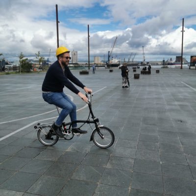 ST_WIGGY's profile picture. 