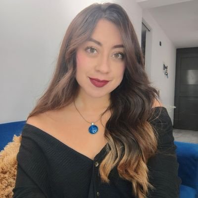 TefaOstios's profile picture. 🇨🇴 🎤🗣️ Hablo mucho de política / Periodista / Estoy en Al Punto Colombia 🎯 / Lidero y Dirijo: Voces Divergentes - Uniminuto Radio 🟣
