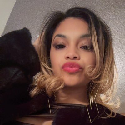 Nise814's profile picture. Situated some where between NY, MA, RI, & water ✨✨✨Introverted Social Butterfly 🦋 ➰➰➰UConn Alumna 👩🏻‍🎓💍  Vibes = voy pa ya