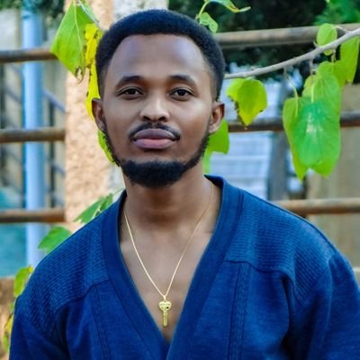 P_Razorr's profile picture. Musician

A Master's Degree Holder in Economics