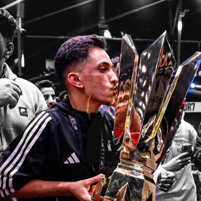 iAzizEra's profile picture. Manager For @drb7h1 | 💚 @TeamFalconsGG