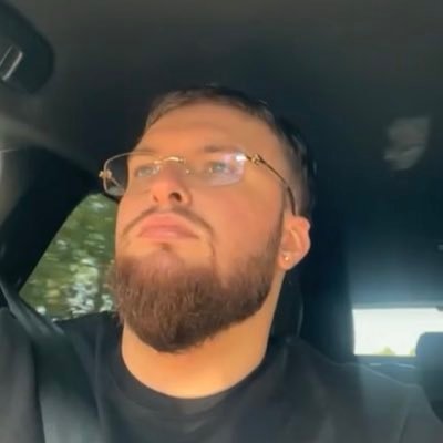 NydroB9's profile picture. 🌑🐻 | Colossiens 3:8 ✞ | Trust Only God