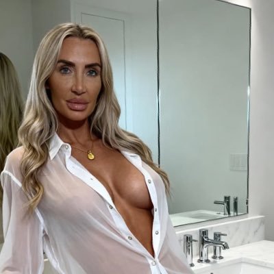 elisejames902's profile picture. New Account original milf xpanded tv professional phone shaker