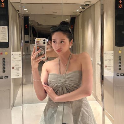 maztaylorstars's profile picture. If you are a small robot, I will block you. No scammers. Respect, love, loyalty. Hobbies: gym, music, movies, skiing, camping, cooking. Love🌞🇺🇸, Love peace.