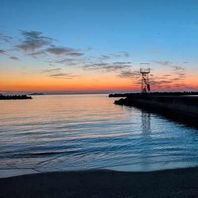 8t8m7n0zfm22910's profile picture. 