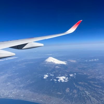 le4se's profile picture. 保守派。保守の本質は寛容。熟議を重んじ、緩やかに世の中を変える姿勢のことです。だからこそ高市政権の方針や参政党の躍進などに非常に危機感を持っています。支持政党は立憲民主党・公明党。