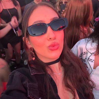 majurrobattini's profile picture. happyyy :)