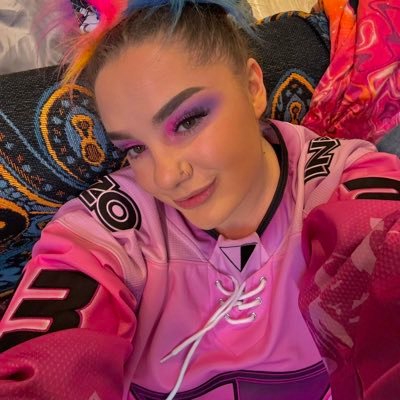 silver40165w's profile picture. Am so Fucking ready for anything 🥵😶‍🌫️