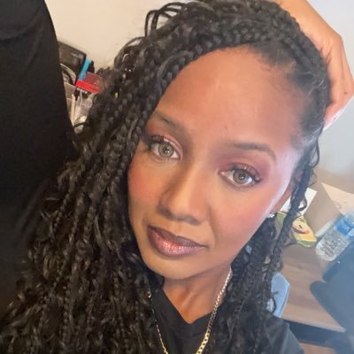 KeshaD81's profile picture. Living and loving my life to the fullest!