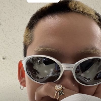 7SKIESCHS's profile picture. 🦔🐶 #최현석 #지훈 ────୨ৎ──── ✧ ˚. ᵎᵎ