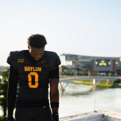 topboytyrone's profile picture. 3⭐️| EDGE @BUfootball #meezymode