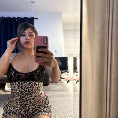 yoursluttkarina's profile picture. 20𝐲𝐨|| 𝐩𝐞𝐭𝐢𝐭𝐞 𝐥𝐚𝐭𝐢𝐧𝐚🇲🇽 𝐎𝐧𝐥𝐲 𝐰𝐚𝐲 𝐭𝐨 𝐜𝐨𝐧𝐭𝐚𝐜𝐭 𝐦𝐞 𝐢𝐬 𝐓𝐄𝐋𝐄𝐆𝐑𝐀𝐌 https://t.co/1rPTcaLUl4