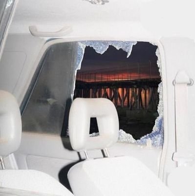 uniqueerniee's profile picture. a fictional character.