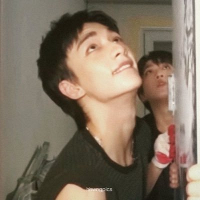 yuhdomino's profile picture. was able to build this in a cave with a box of scraps