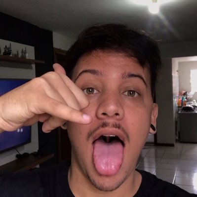 tuitadeco's profile picture. Data analyst - Marketing